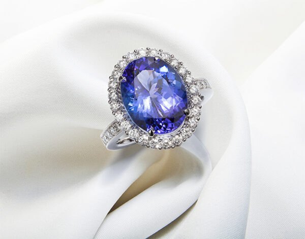 Suomi100_FrontPage_Tanzanite Suomi100_FrontPage_Tanzanite